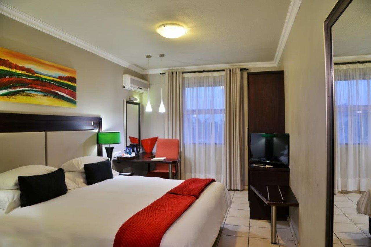 Bon Hotel Эмпангени Экстерьер фото