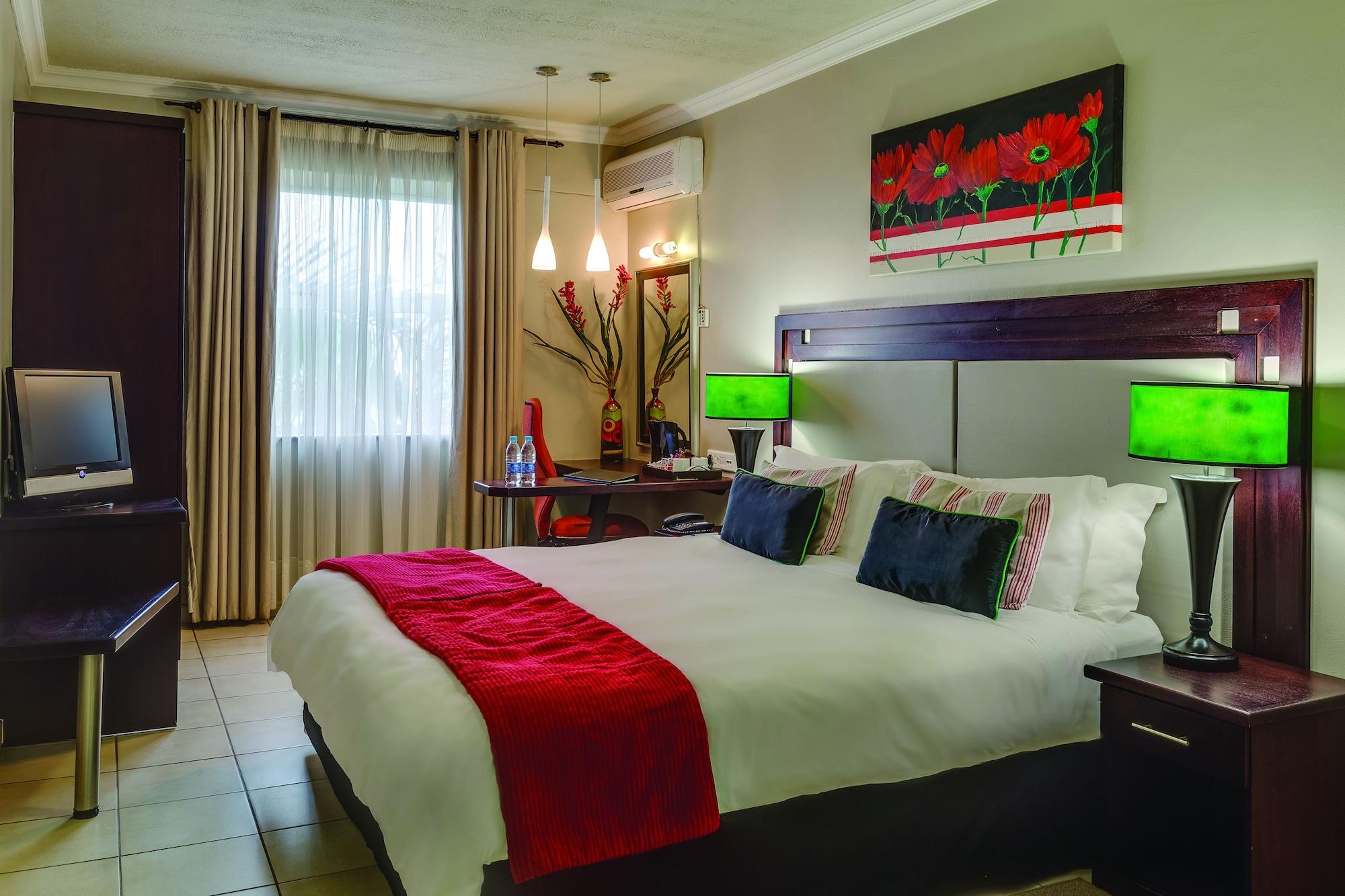 Bon Hotel Эмпангени Экстерьер фото