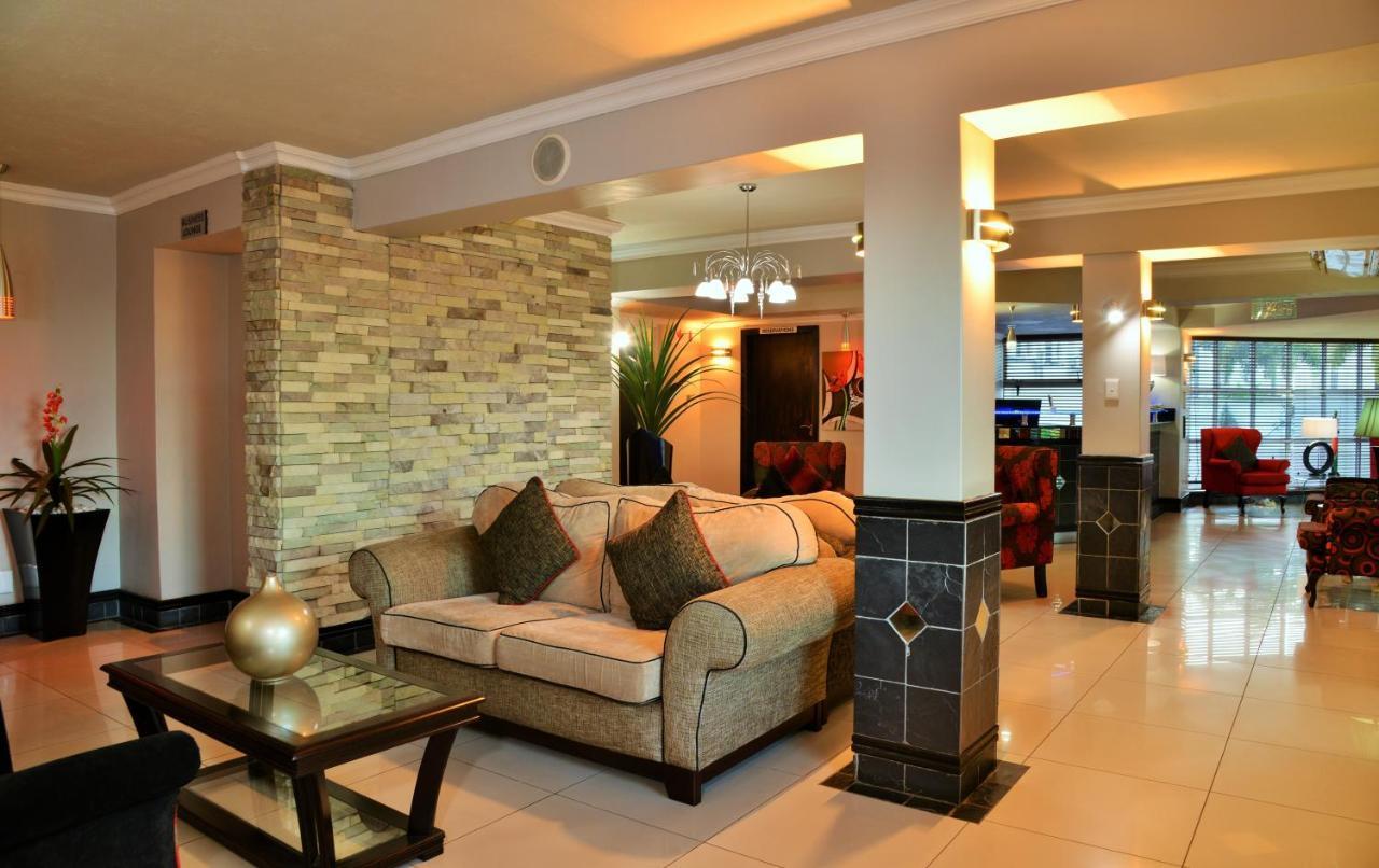 Bon Hotel Эмпангени Экстерьер фото